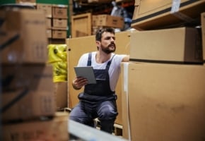 UPS vs USPS - Choosing the Right Supplier for WooCommerce Shipping
